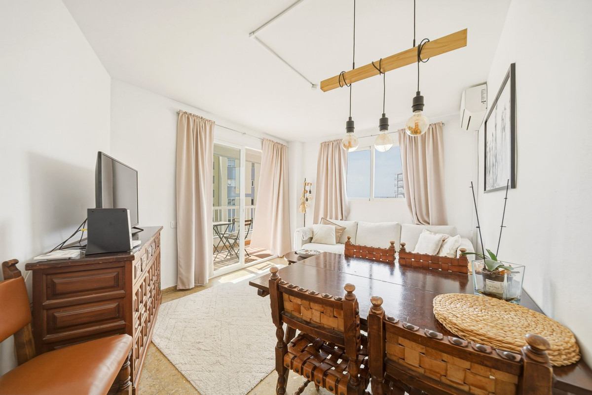 Se vende Apartamento Planta Media de 3 dormitorios en Costa Del Sol, Málaga, España