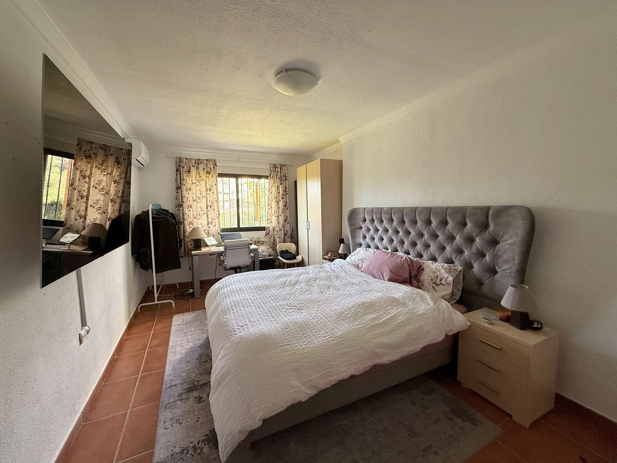 4 Bed Townhouse for sale in Calahonda Costa Del Sol, Málaga, Spain