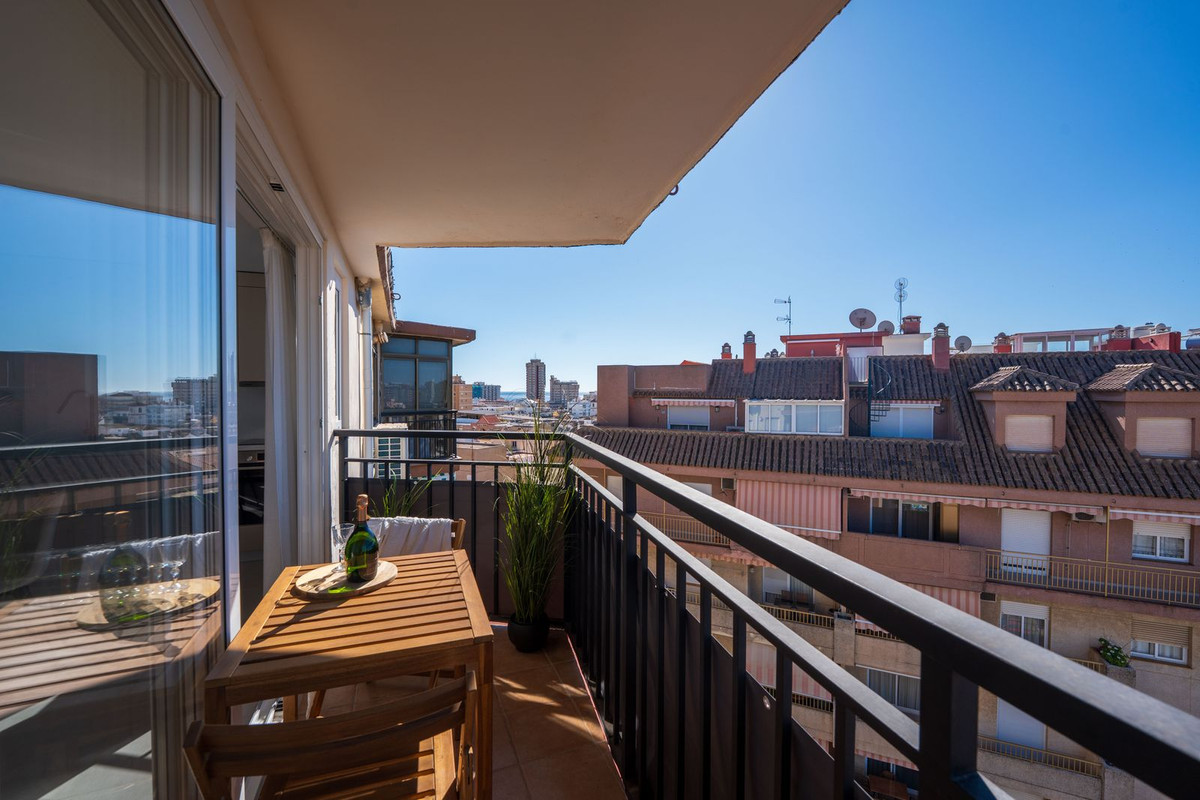 Se vende Apartamento en Planta Última de 3 dormitorios en Costa Del Sol, Málaga, España