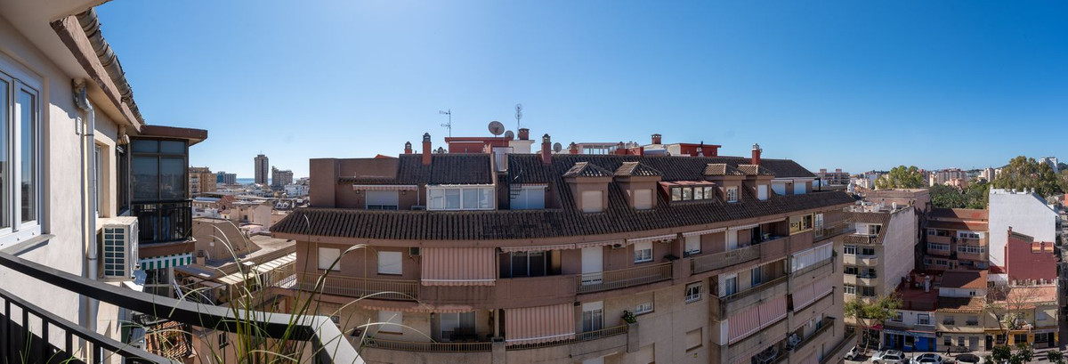 Se vende Apartamento en Planta Última de 3 dormitorios en Costa Del Sol, Málaga, España