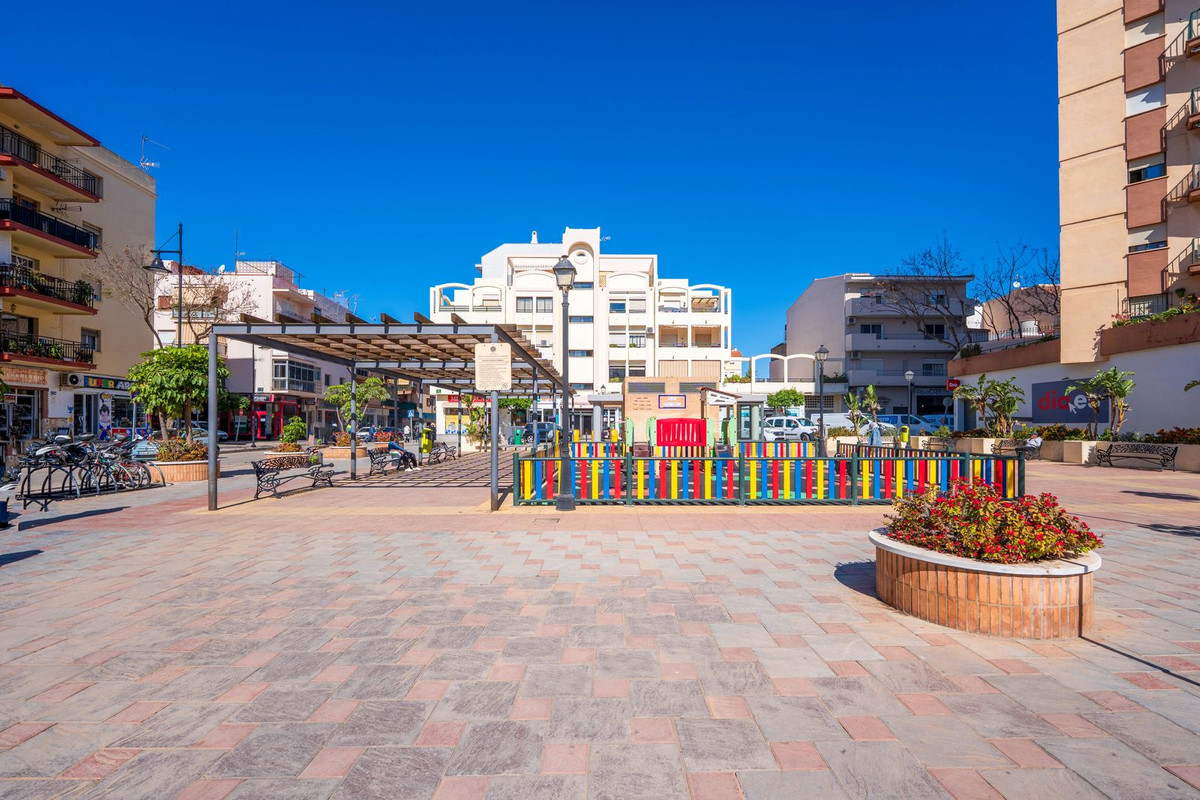 Se vende Apartamento en Planta Última de 3 dormitorios en Costa Del Sol, Málaga, España