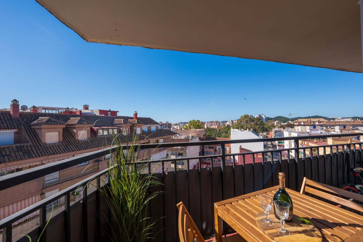 Se vende Apartamento en Planta Última de 3 dormitorios en Costa Del Sol, Málaga, España