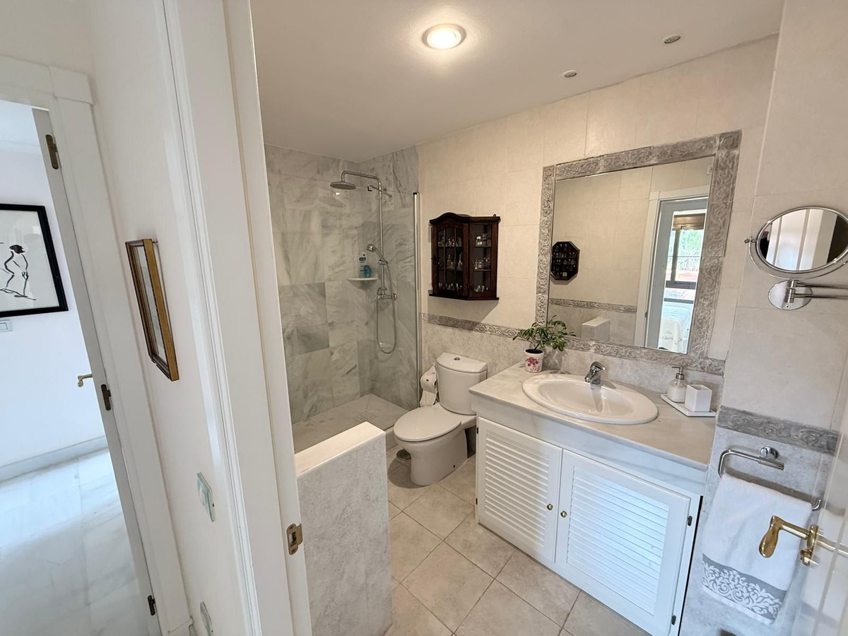 4 Bed Apartment for sale in Hacienda Del Sol Costa Del Sol, Málaga, Spain