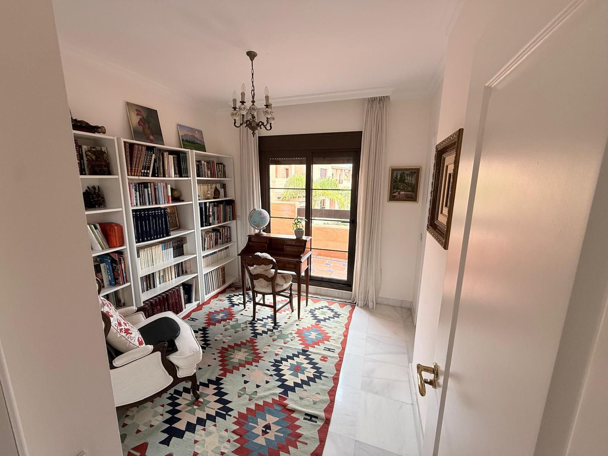 4 Bed Apartment for sale in Hacienda Del Sol Costa Del Sol, Málaga, Spain