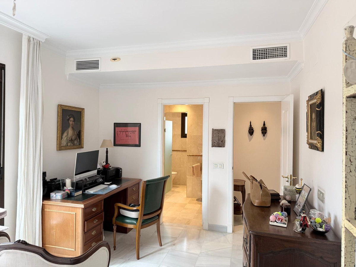4 Bed Apartment for sale in Hacienda Del Sol Costa Del Sol, Málaga, Spain