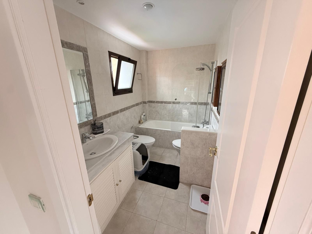 4 Bed Apartment for sale in Hacienda Del Sol Costa Del Sol, Málaga, Spain