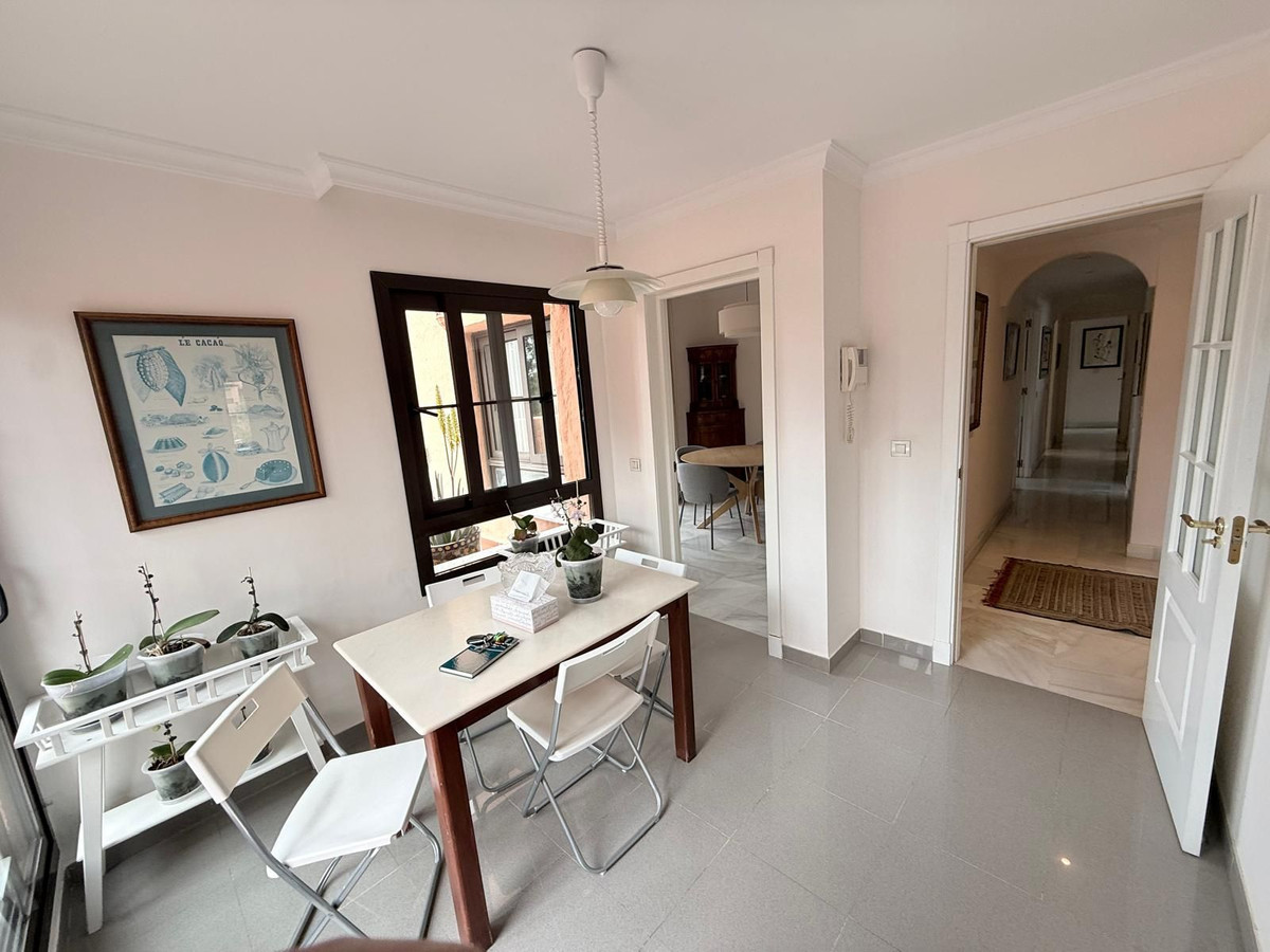 4 Bed Apartment for sale in Hacienda Del Sol Costa Del Sol, Málaga, Spain