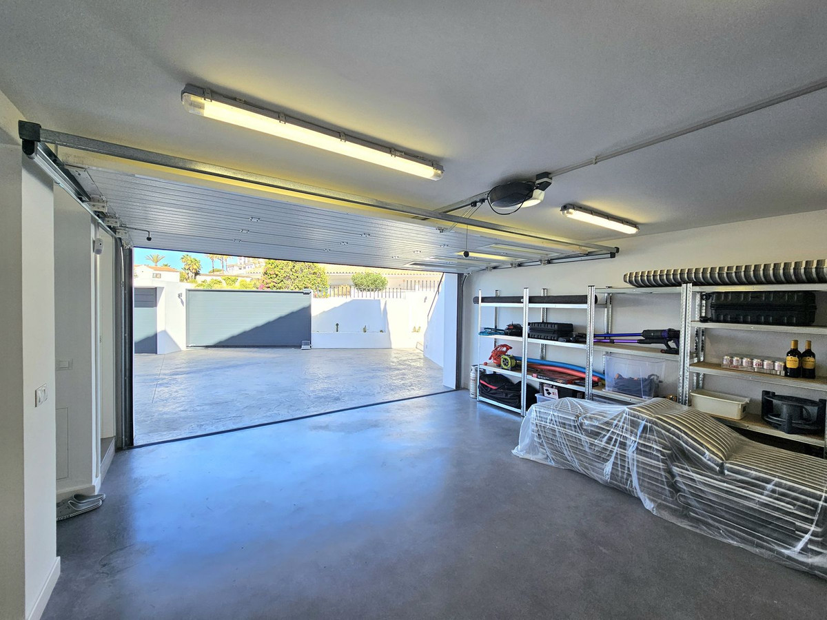 3 Bed Townhouse for sale in Mijas Costa Del Sol, Málaga, Spain