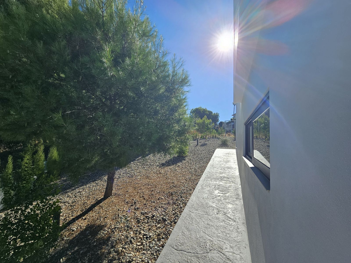 3 Bed Townhouse for sale in Mijas Costa Del Sol, Málaga, Spain
