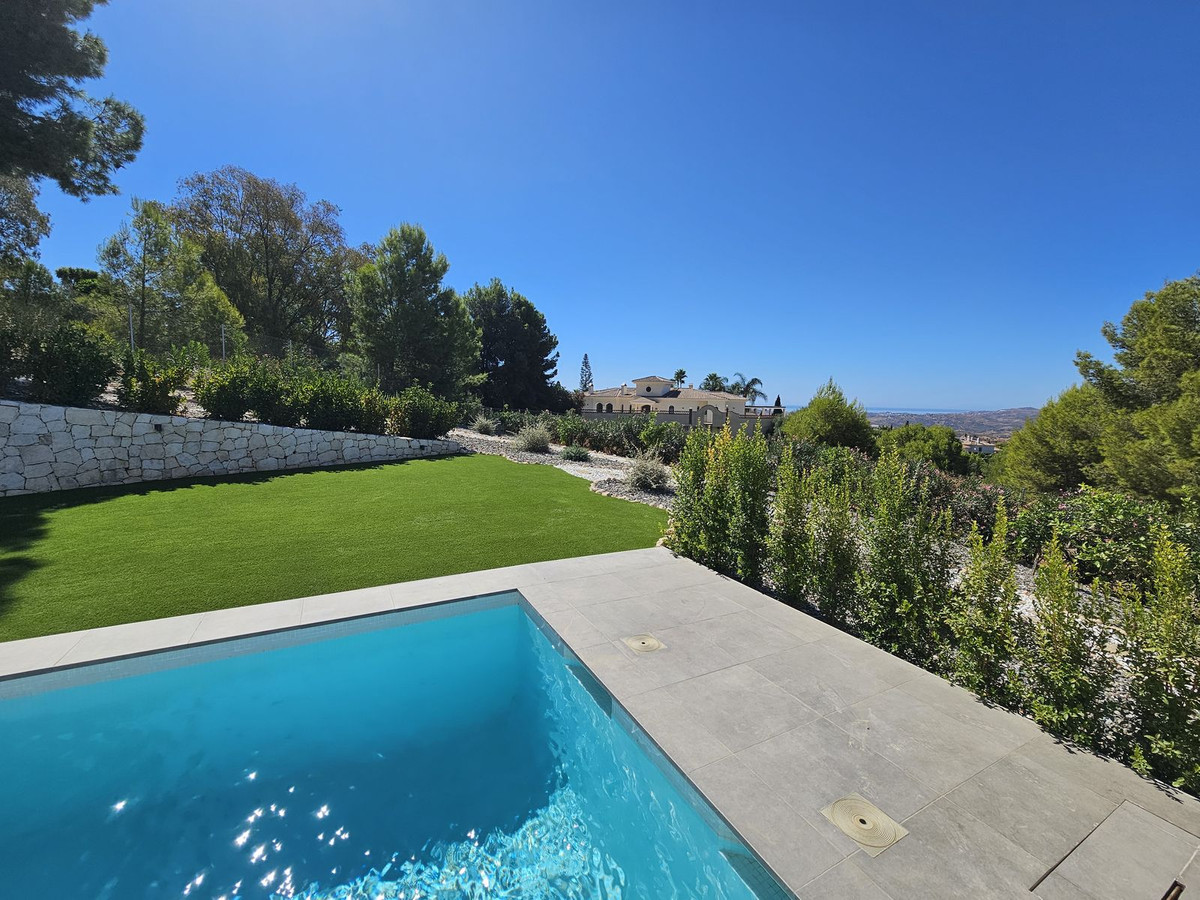 3 Bed Townhouse for sale in Mijas Costa Del Sol, Málaga, Spain