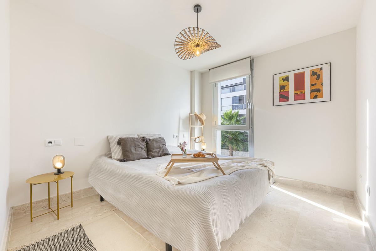 Se vende Apartamento Planta Media de 3 dormitorios en Costa Del Sol, Málaga, España