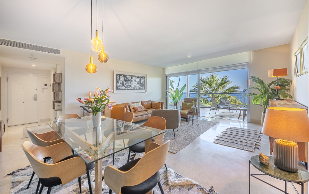 Se vende Apartamento Planta Media de 3 dormitorios en Costa Del Sol, Málaga, España
