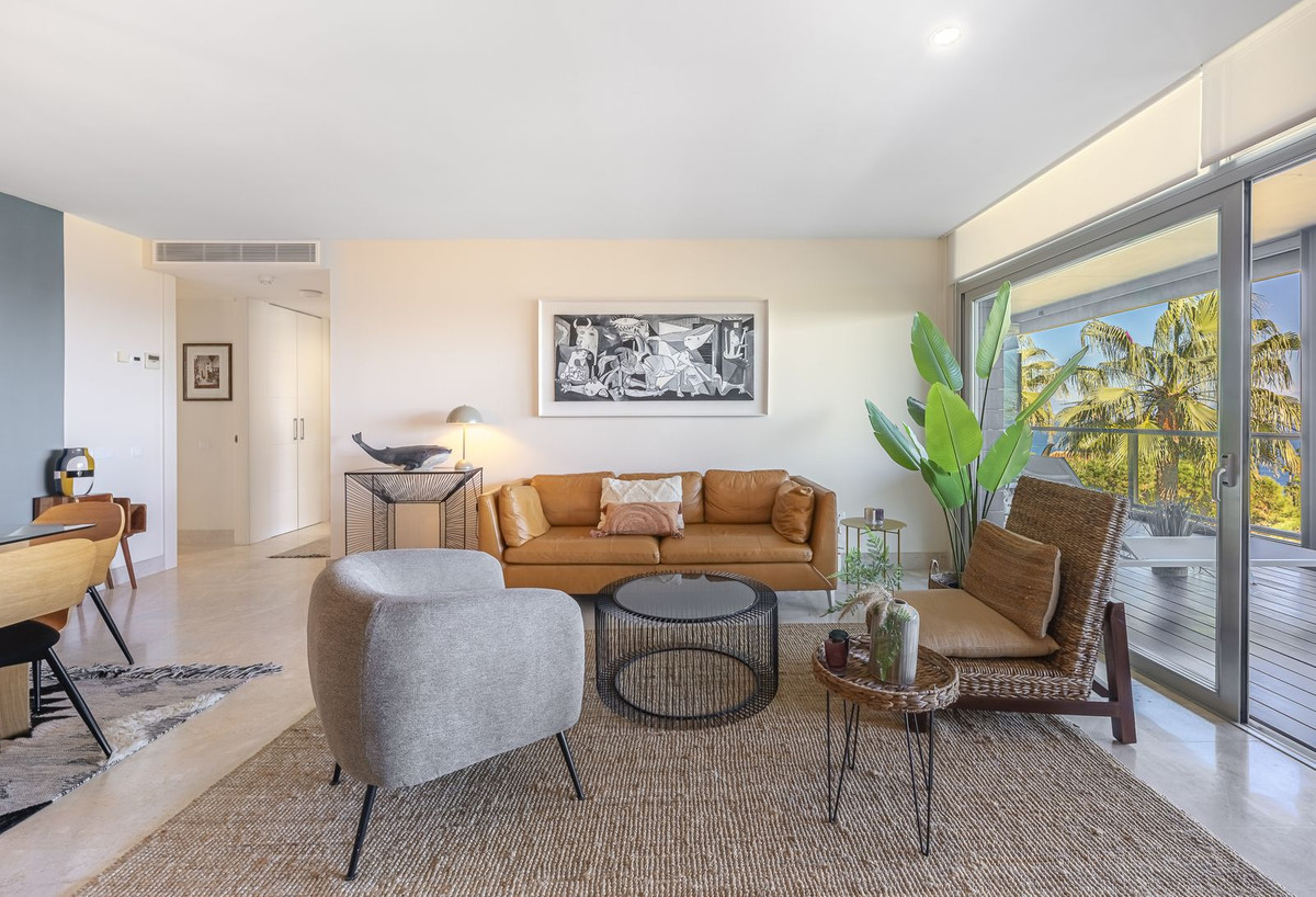 Se vende Apartamento Planta Media de 3 dormitorios en Costa Del Sol, Málaga, España