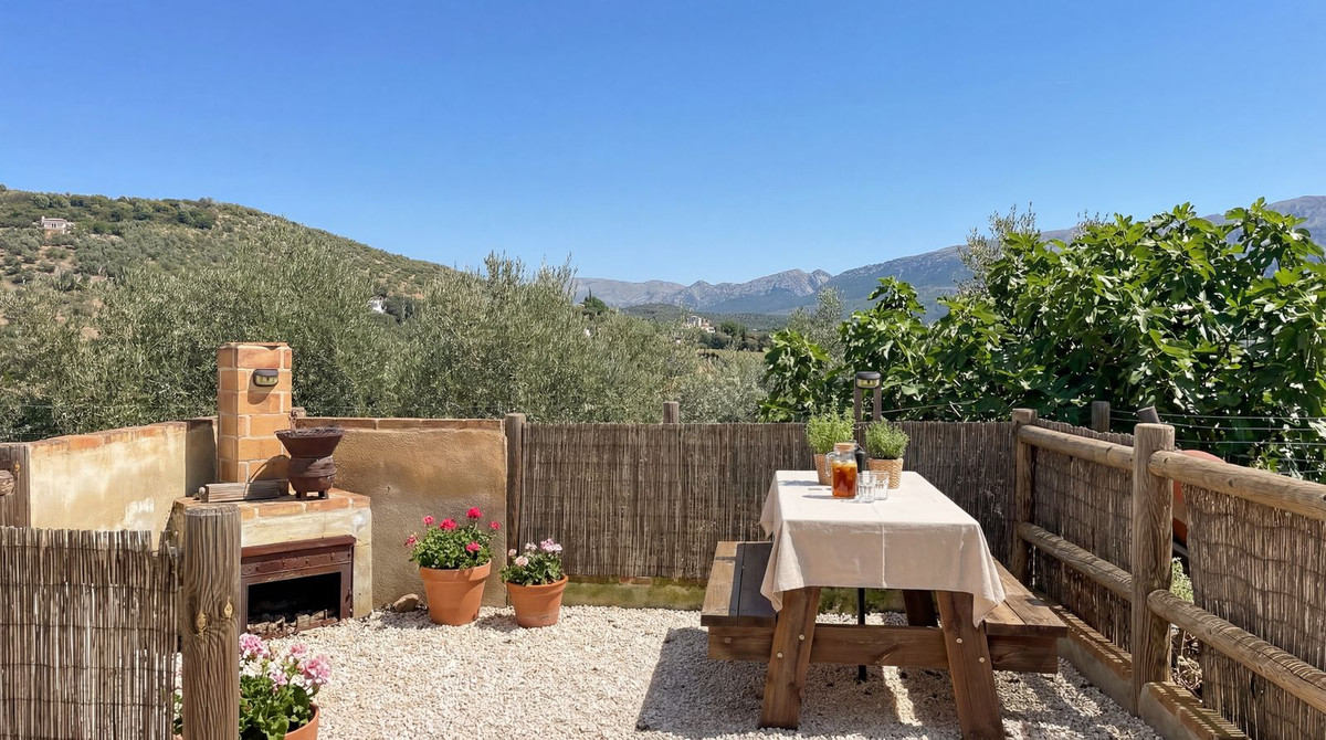 6 Bed Townhouse for sale in Villanueva Del Rosario Costa Del Sol, Málaga, Spain