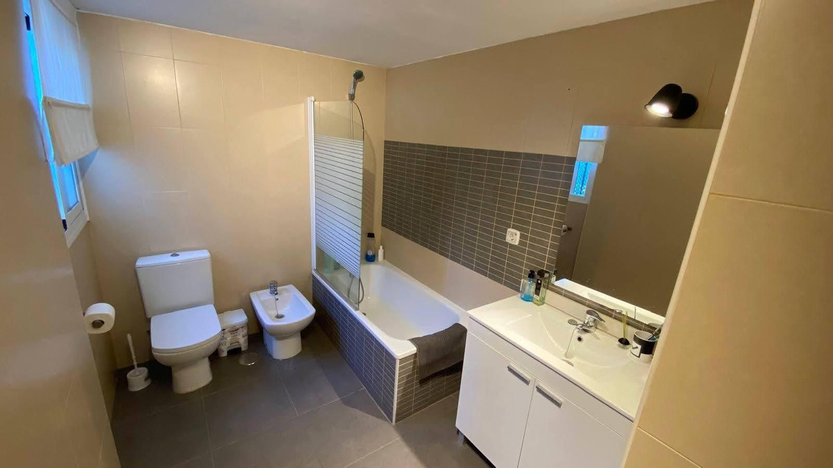 1 Bed Apartment for sale in Benalmadena Costa Del Sol, Málaga, Spain