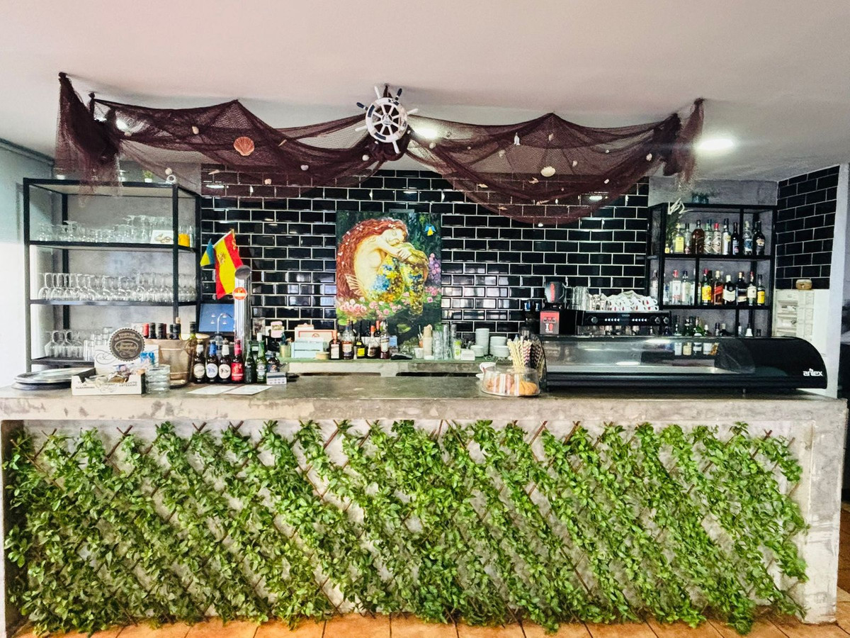 Se vende Restaurante  en Costa Del Sol, Málaga, España