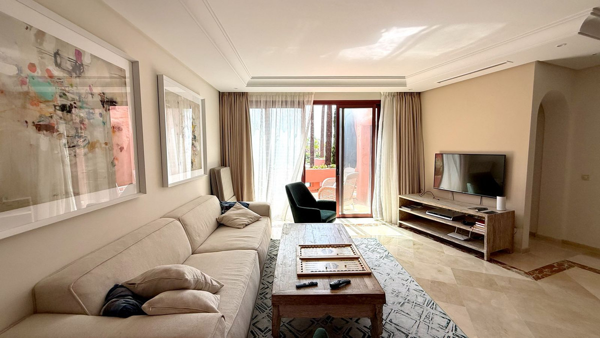3 Bed Apartment for sale in New Golden Mile Costa Del Sol, Málaga, Spain