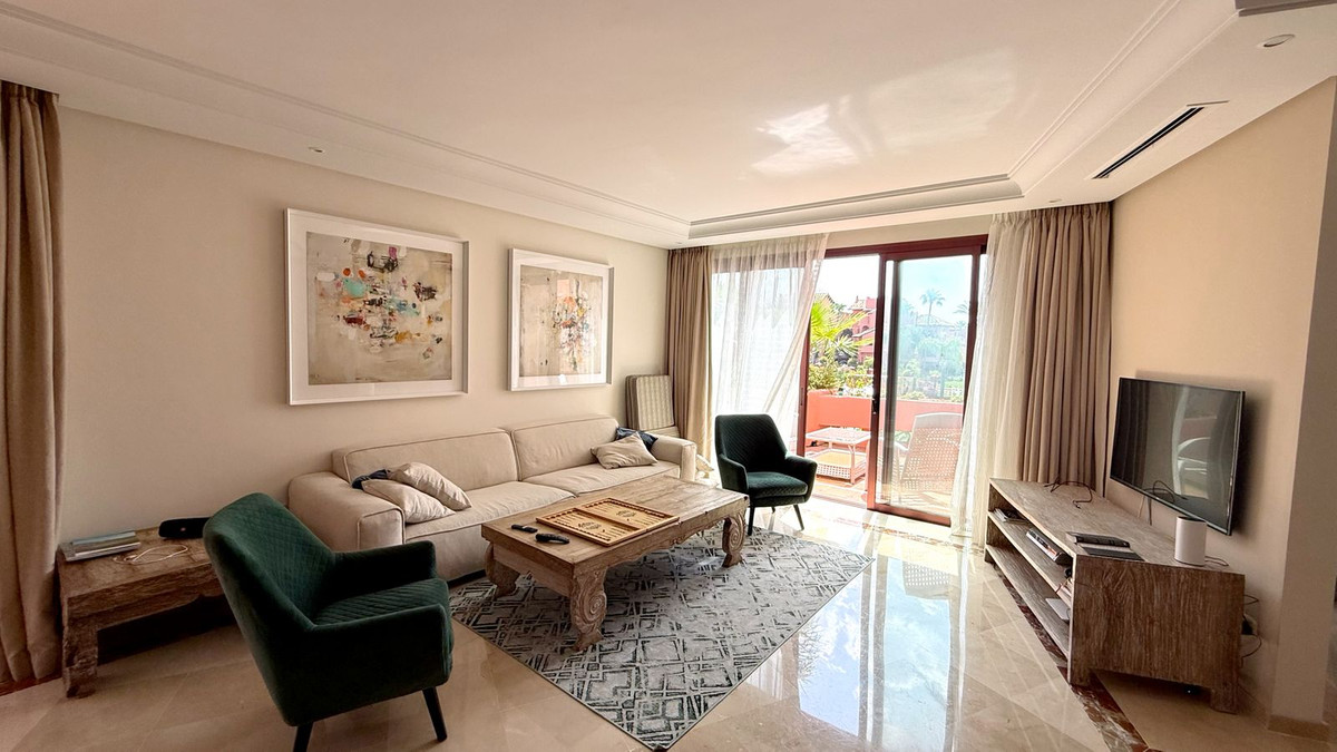 3 Bed Apartment for sale in New Golden Mile Costa Del Sol, Málaga, Spain