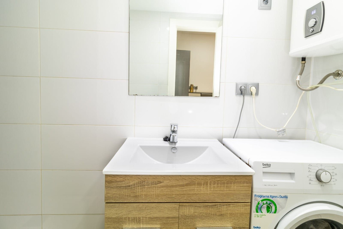 Se vende Estudio en Planta Baja  en Costa Del Sol, Málaga, España