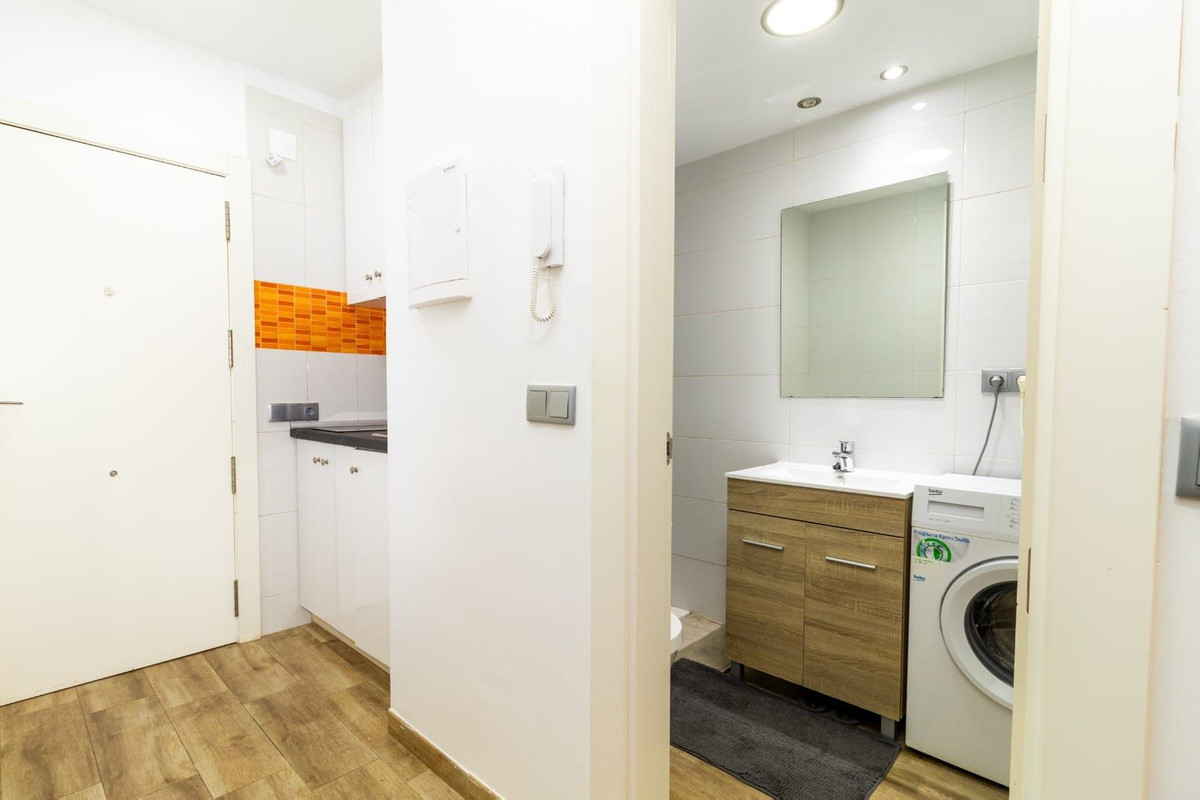 Se vende Estudio en Planta Baja  en Costa Del Sol, Málaga, España