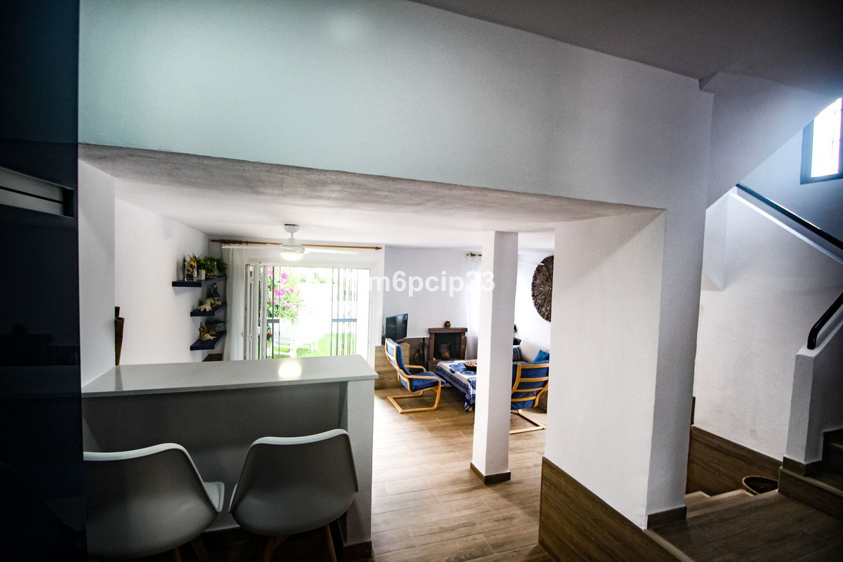 4 Bed Townhouse for sale in Casares Playa Costa Del Sol, Málaga, Spain