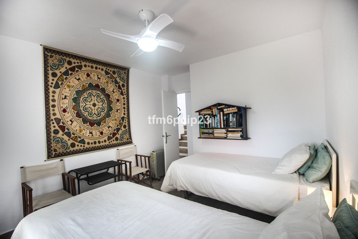4 Bed Townhouse for sale in Casares Playa Costa Del Sol, Málaga, Spain