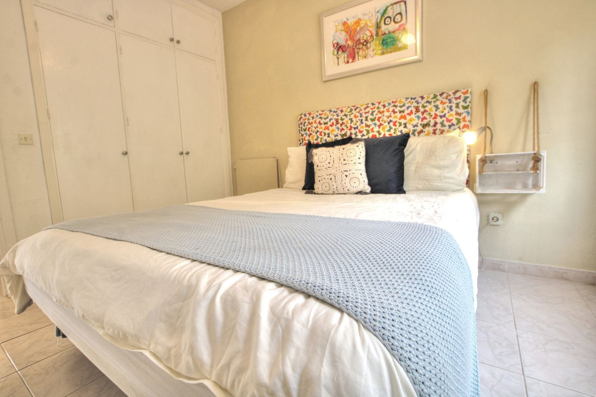 Se vende Apartamento Planta Baja de 2 dormitorios en Costa Del Sol, Málaga, España