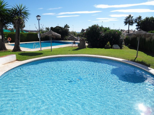Se vende Apartamento Planta Baja de 2 dormitorios en Costa Del Sol, Málaga, España