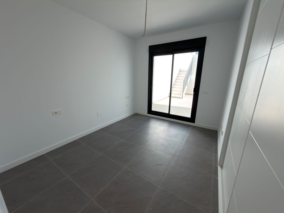 Se vende Apartamento Planta Baja de 2 dormitorios en Costa Del Sol, Málaga, España