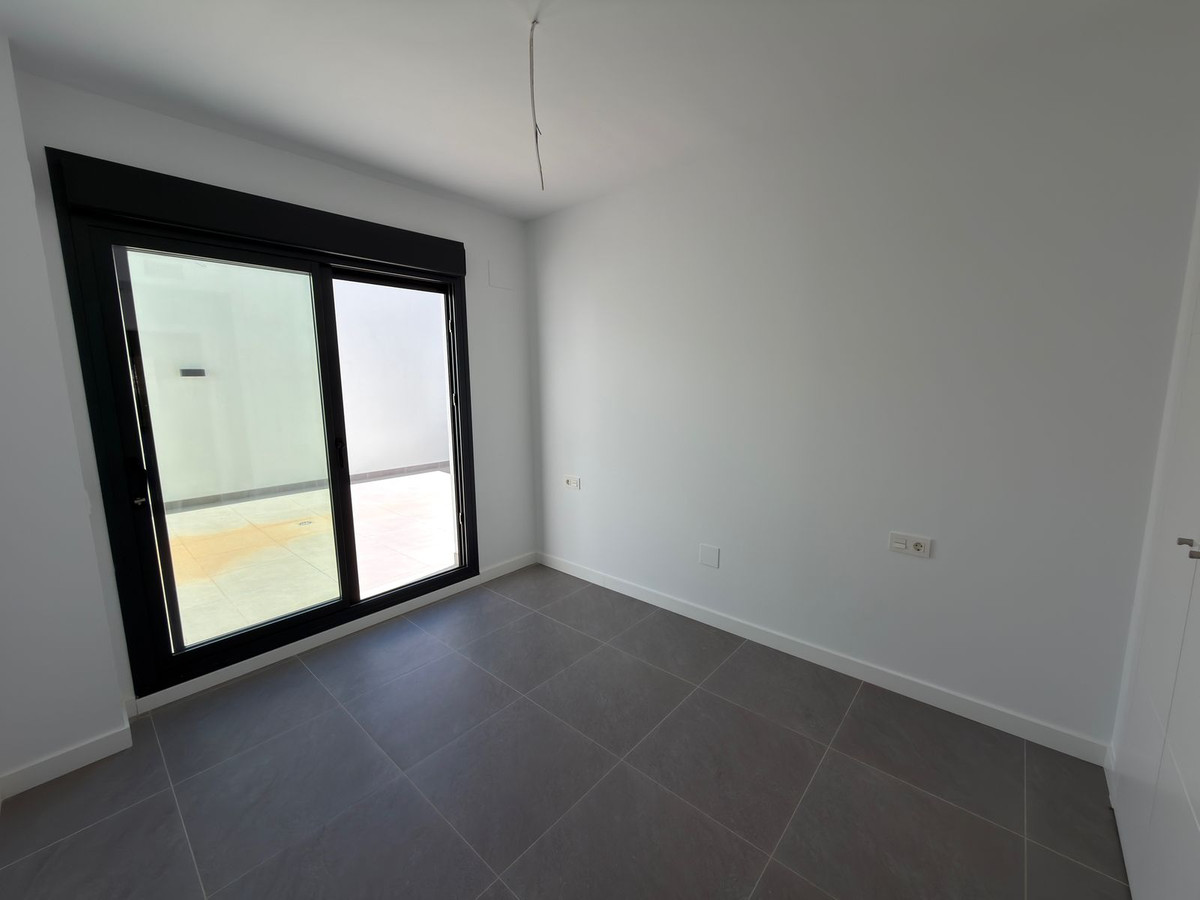 Se vende Apartamento Planta Baja de 2 dormitorios en Costa Del Sol, Málaga, España