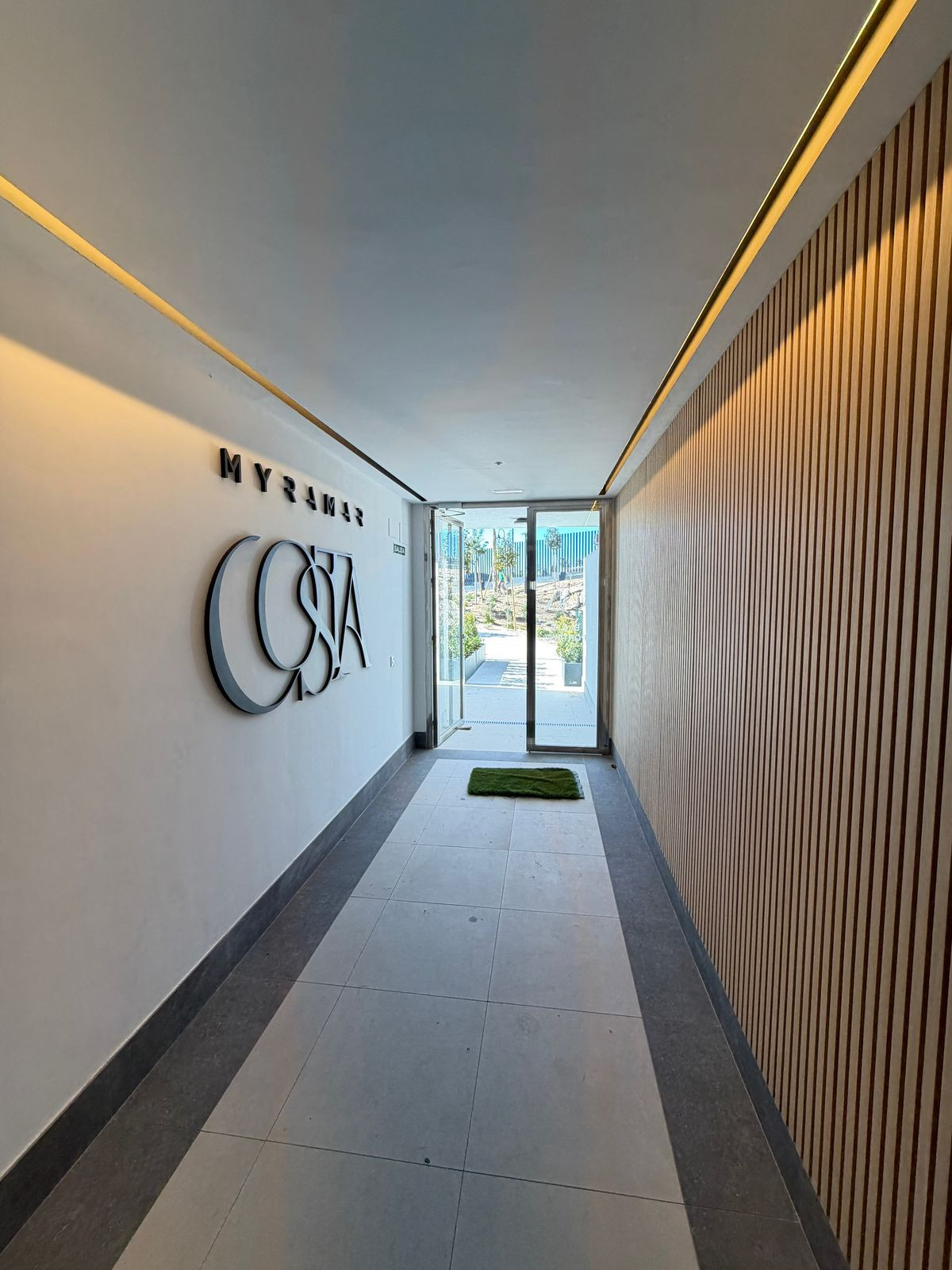 Se vende Apartamento Planta Baja de 2 dormitorios en Costa Del Sol, Málaga, España