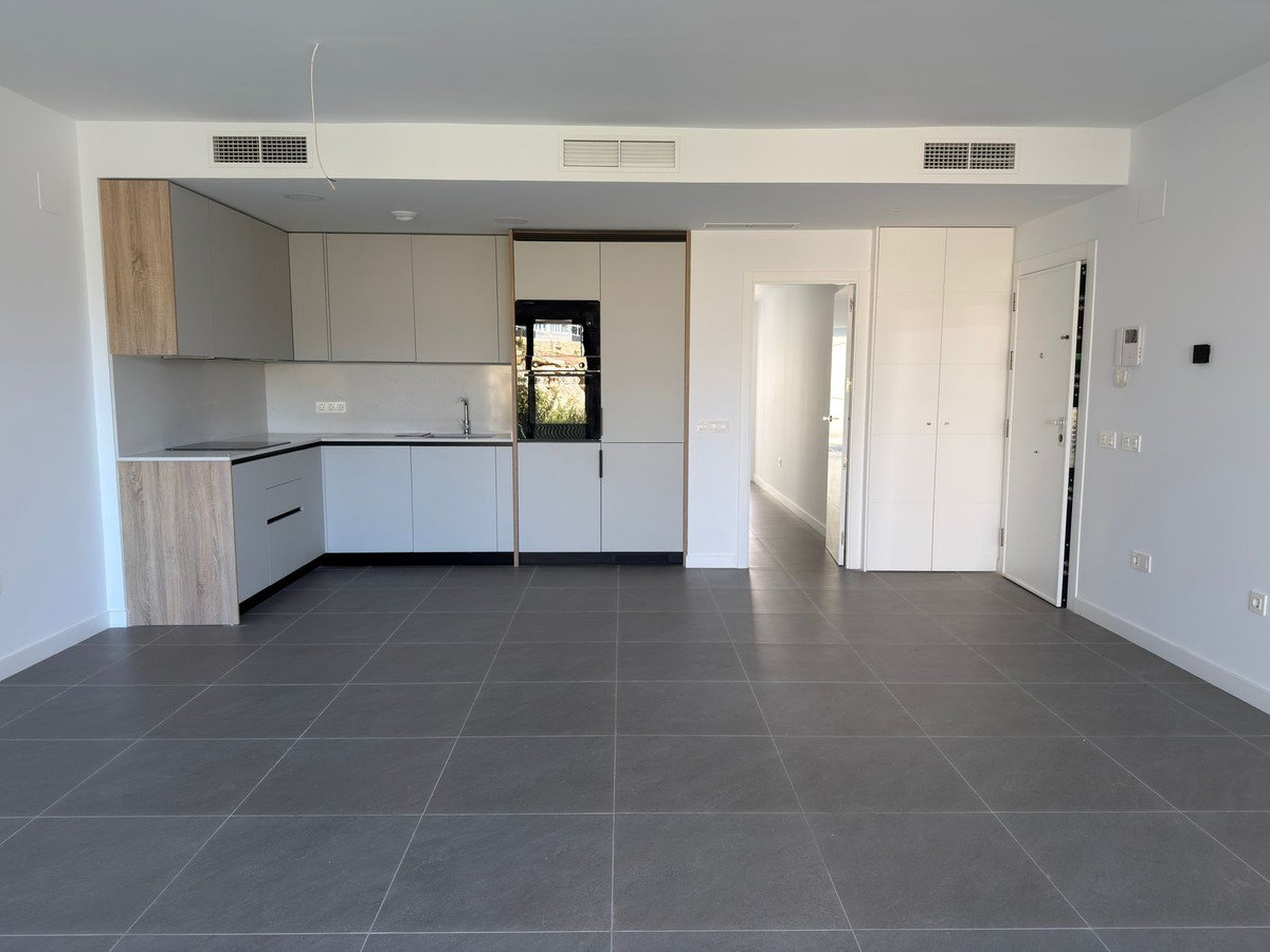 Se vende Apartamento Planta Baja de 2 dormitorios en Costa Del Sol, Málaga, España