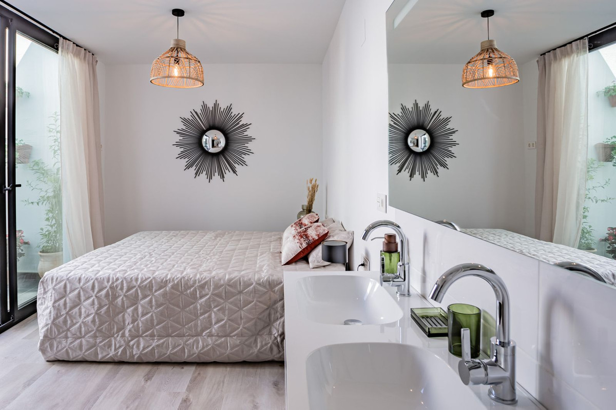 3 Bed Apartment for sale in La Cala De Mijas Costa Del Sol, Málaga, Spain