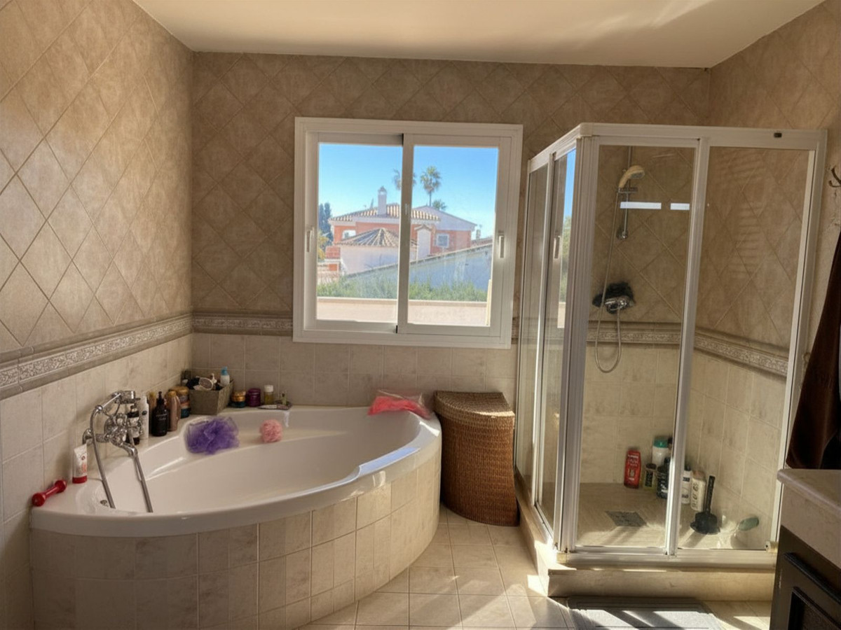 4 Bed Townhouse for sale in Estepona Costa Del Sol, Málaga, Spain