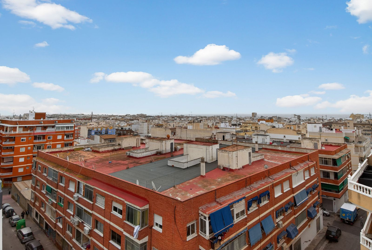 Se vende Apartamento en Planta Última de 2 dormitorios en Costa Blanca, Alicante, España