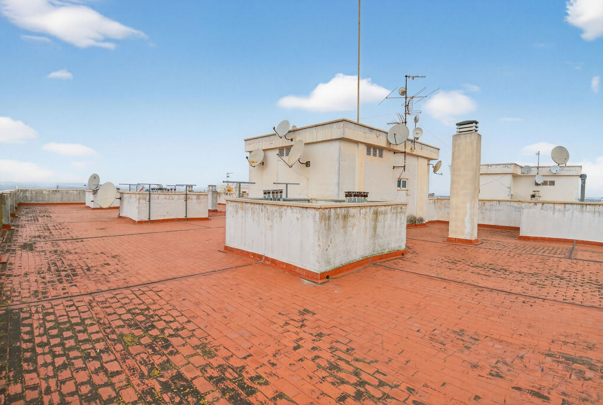 Se vende Apartamento en Planta Última de 2 dormitorios en Costa Blanca, Alicante, España