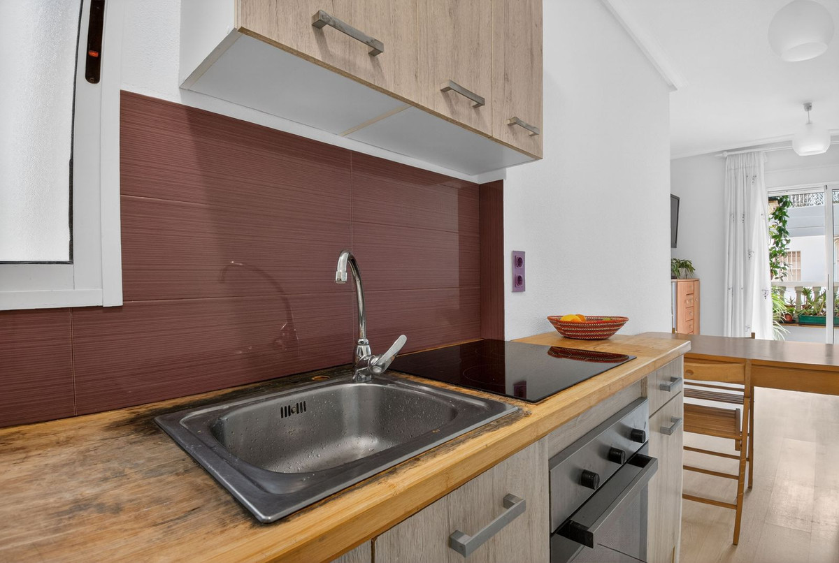 Se vende Apartamento en Planta Última de 2 dormitorios en Costa Blanca, Alicante, España