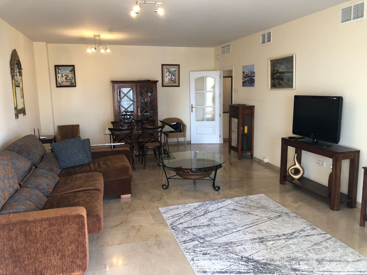 3 Bed Apartment for sale in La Duquesa Costa Del Sol, Málaga, Spain