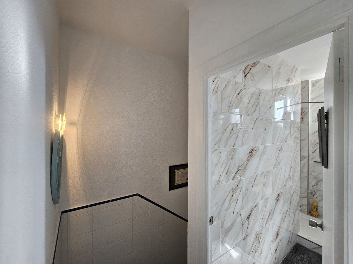 Se vende Adosada de 2 dormitorios en Costa Del Sol, Málaga, España
