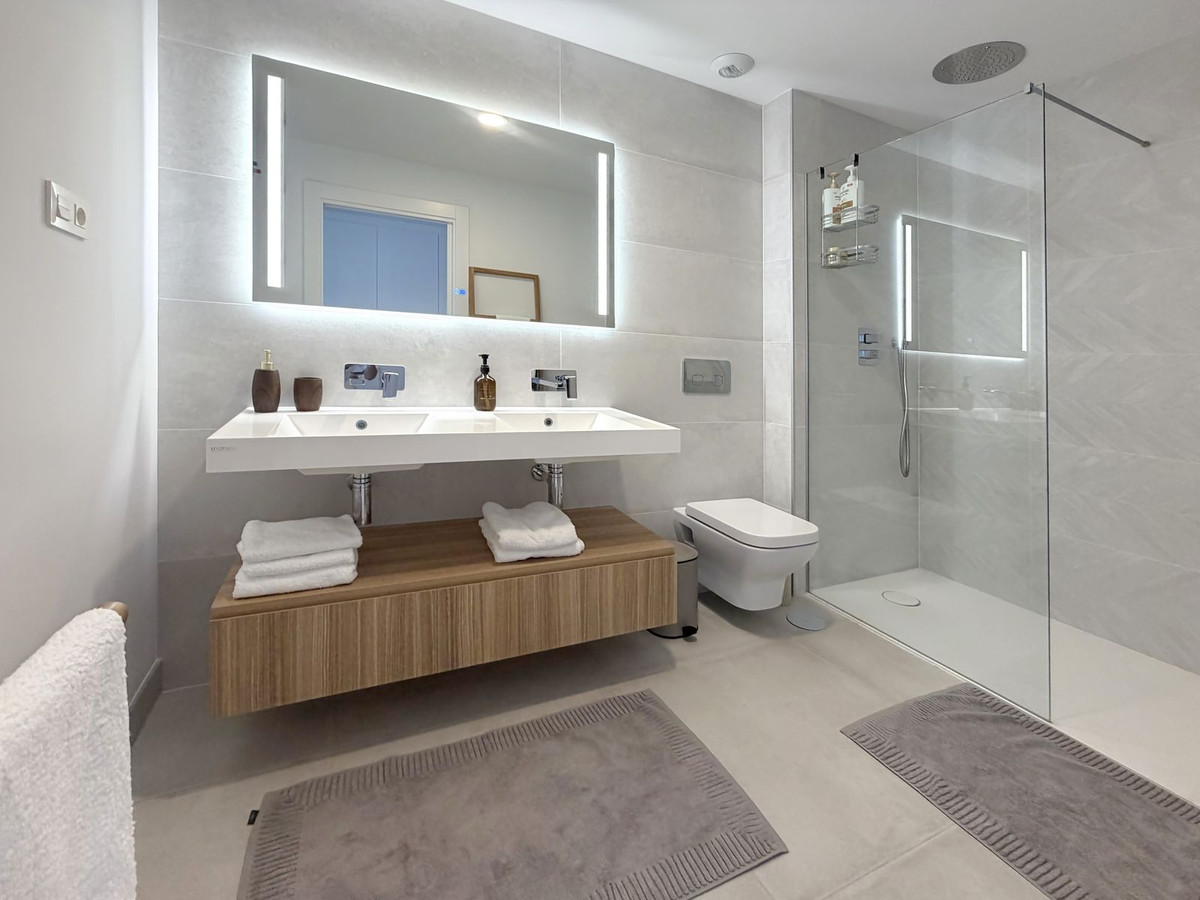 Se vende Adosada de 3 dormitorios en Costa Del Sol, Málaga, España