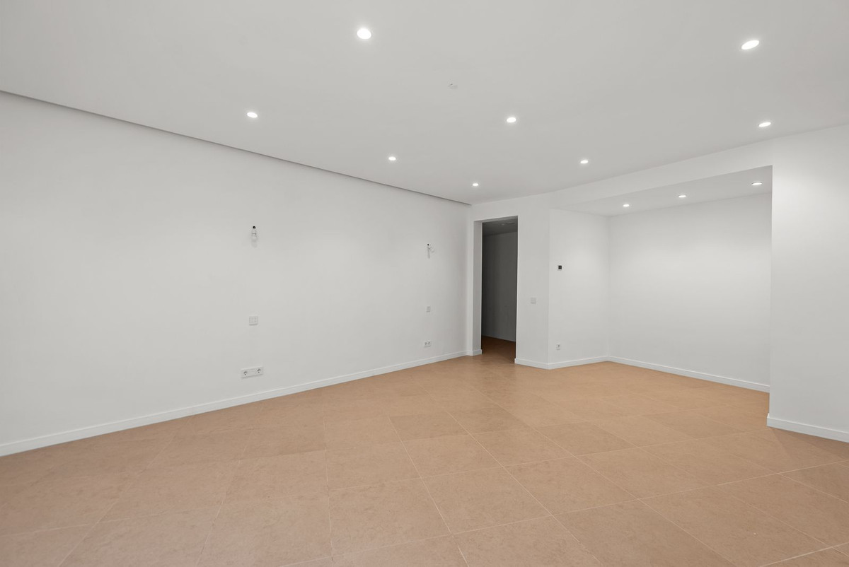 4 Bed Townhouse for sale in Atalaya Costa Del Sol, Málaga, Spain