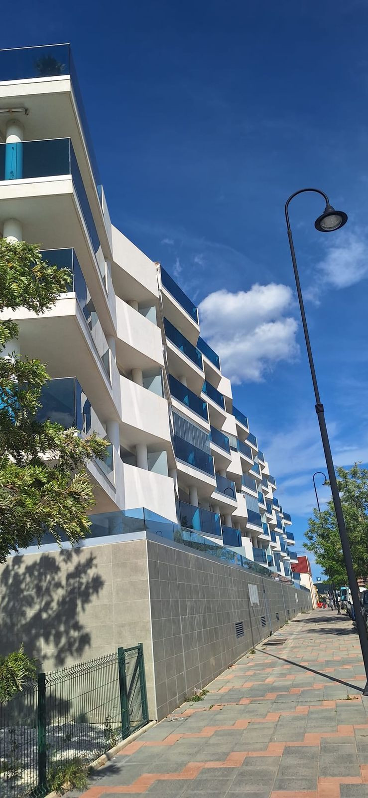 Se vende Apartamento Planta Media de 2 dormitorios en Costa Del Sol, Málaga, España