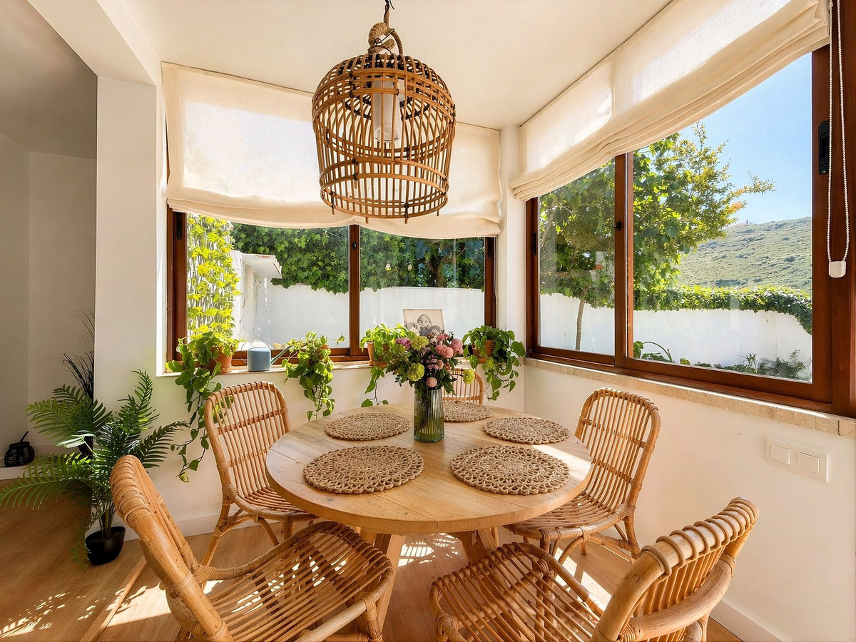 Se vende Finca - Cortijo de 3 dormitorios en Costa Del Sol, Málaga, España