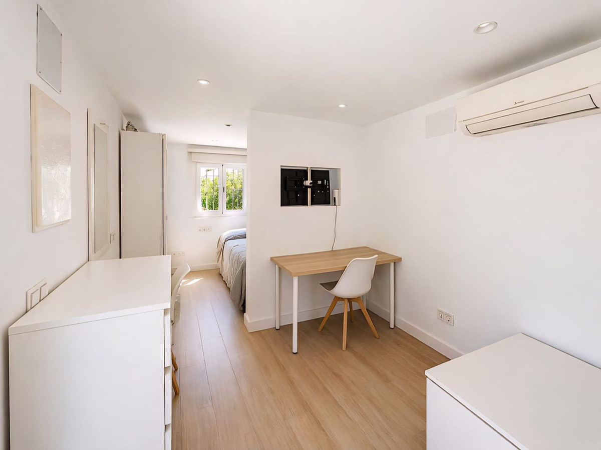 Se vende Finca - Cortijo de 3 dormitorios en Costa Del Sol, Málaga, España