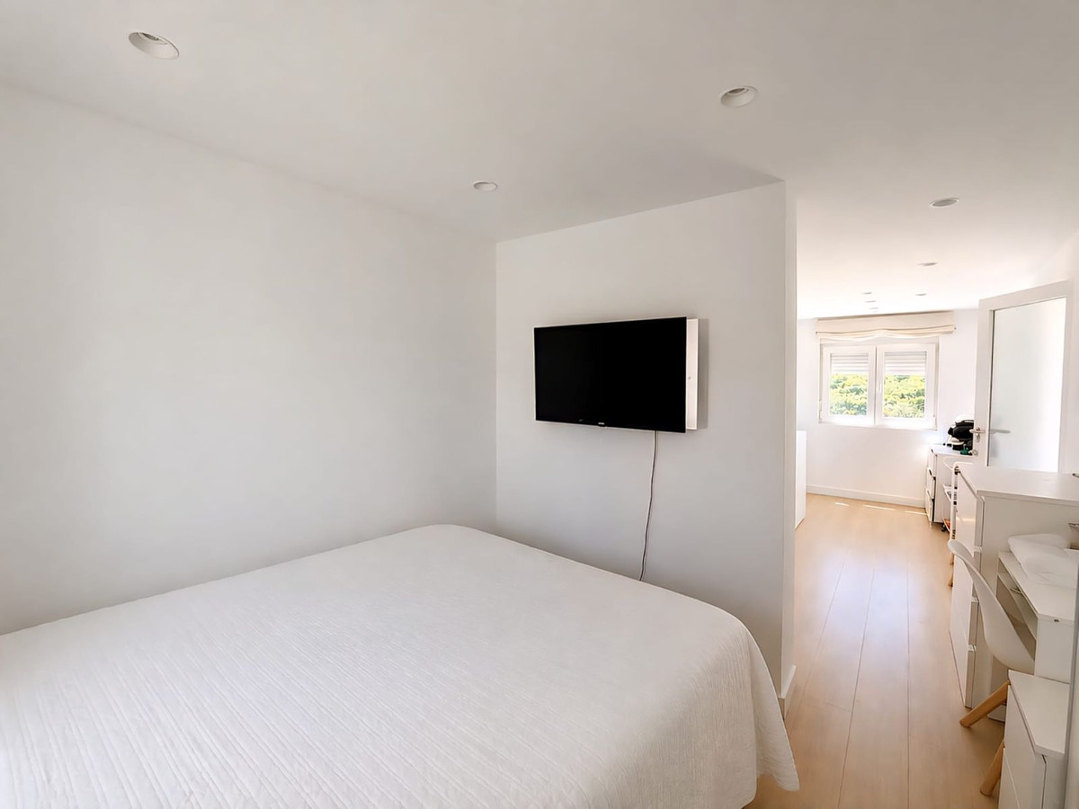 Se vende Finca - Cortijo de 3 dormitorios en Costa Del Sol, Málaga, España