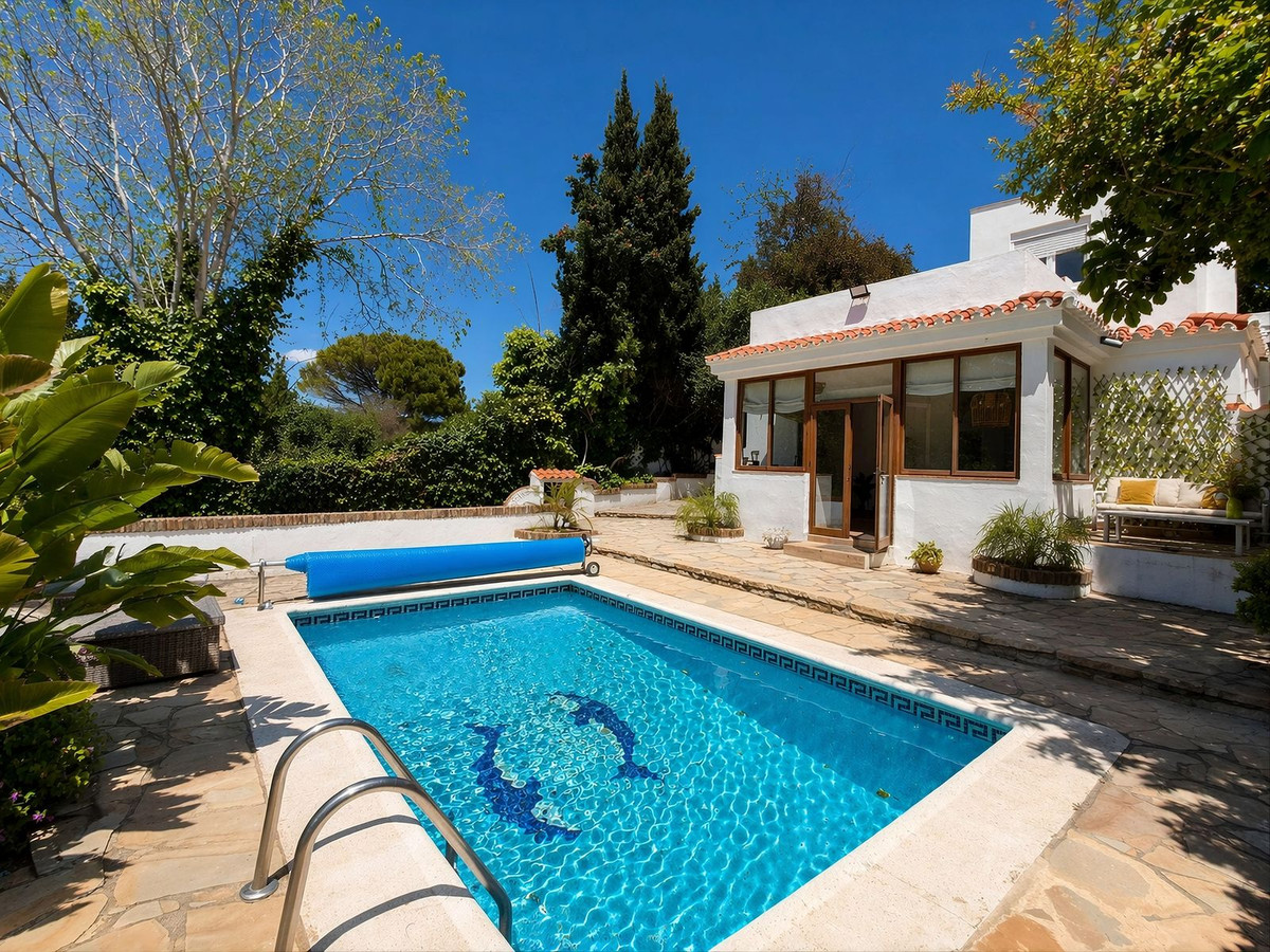 Se vende Finca - Cortijo de 3 dormitorios en Costa Del Sol, Málaga, España