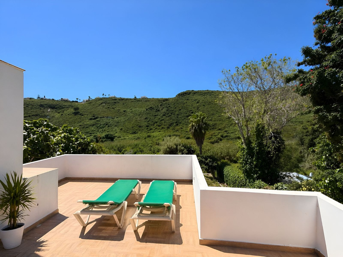 Se vende Finca - Cortijo de 3 dormitorios en Costa Del Sol, Málaga, España