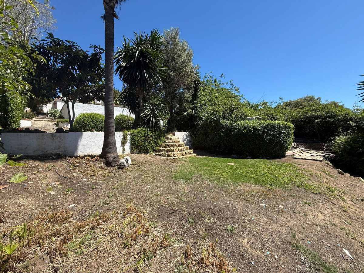 Se vende Finca - Cortijo de 3 dormitorios en Costa Del Sol, Málaga, España