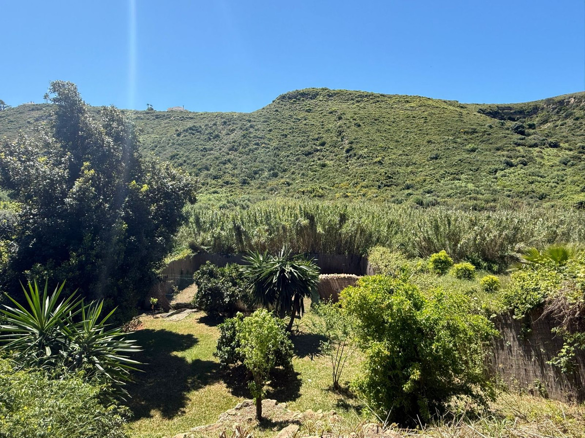 Se vende Finca - Cortijo de 3 dormitorios en Costa Del Sol, Málaga, España