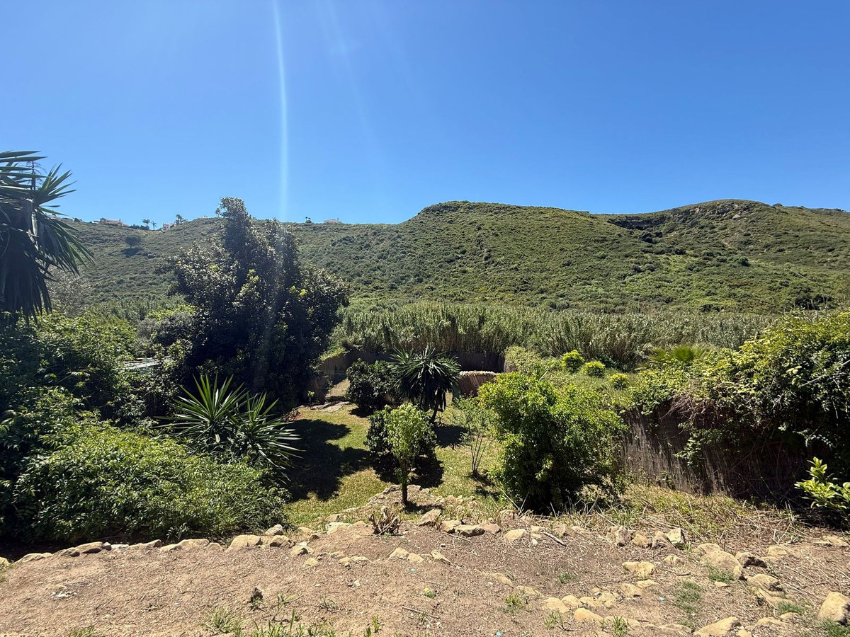 Se vende Finca - Cortijo de 3 dormitorios en Costa Del Sol, Málaga, España